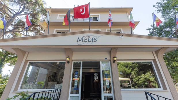 Melis Otel Galeri